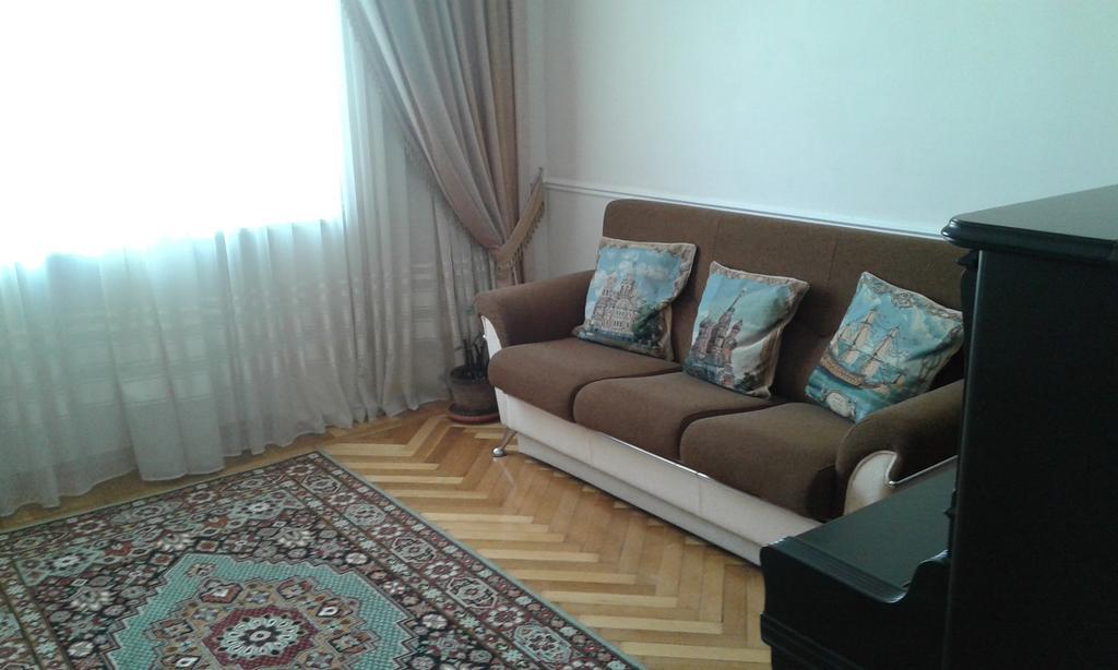 Neftiannikov Avenue Apartment Baku Exterior foto