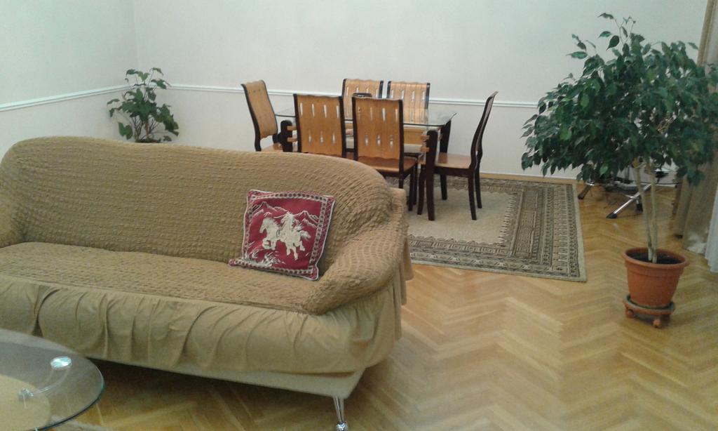 Neftiannikov Avenue Apartment Baku Exterior foto